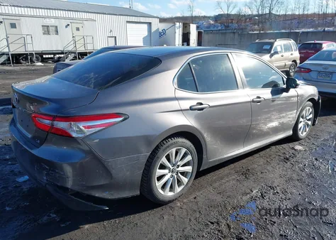 2018 Toyota Camry Le from USA, damaged, VIN 4T1B11HK2JU096835